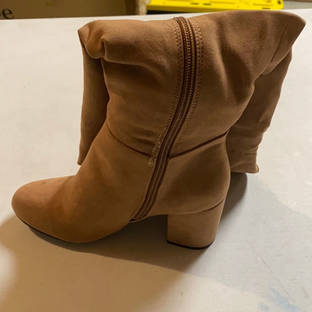 Bamboo Zip Up Heeled Boot Brown 6.5 NEW OUT OF BOX